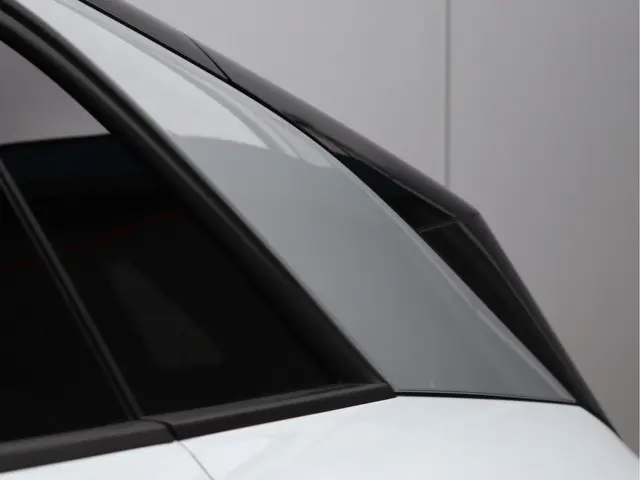 Volkswagen ID.4 First 77 kWh 2020 Elektrisch 17