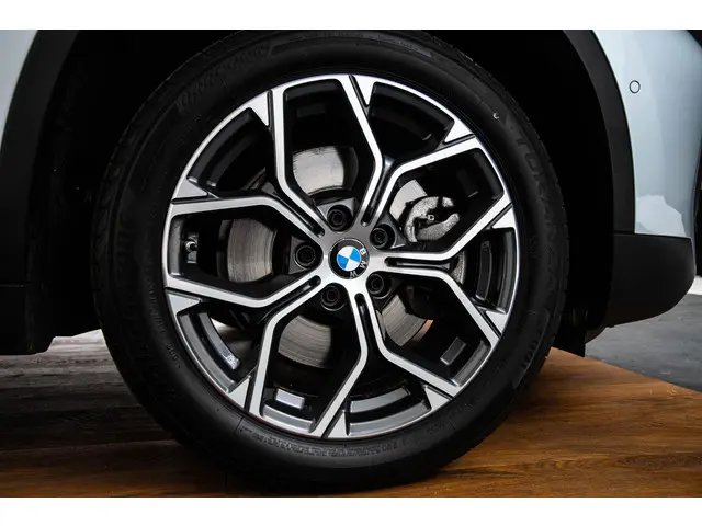 BMW X1 sDrive20i 2020 Benzine 9