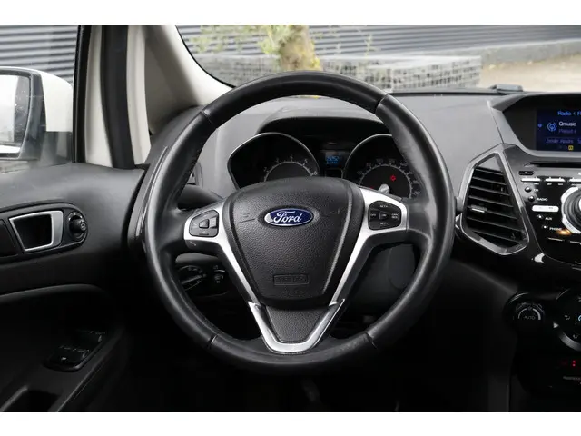 Ford EcoSport 1.0 EcoBoost Titanium 2017 Benzine 23