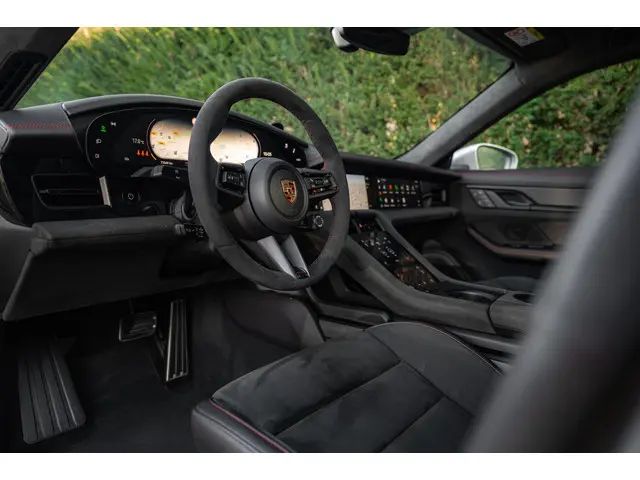 Porsche Taycan Sport Turismo GTS 93 kWh 2022 Elektrisch 4