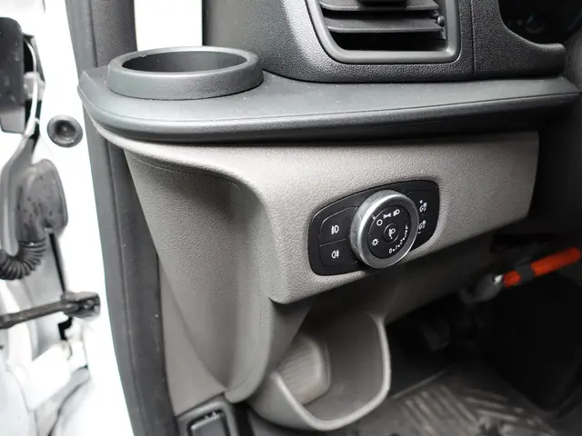 Ford Transit Custom 300 L2H1 Trend 2023 Diesel 13