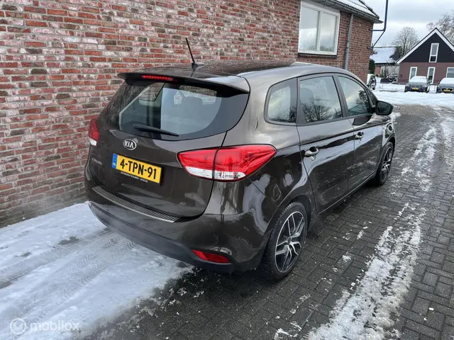 Kia Carens 1.6 GDi ComfortLine 2014 Benzine 5