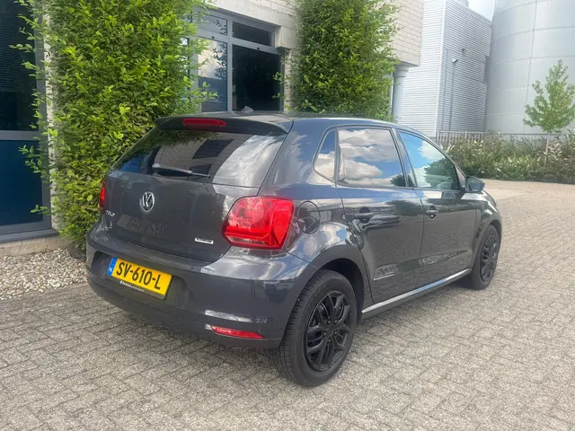 Volkswagen Polo 1.0 Comfortline 2015 Benzine 6