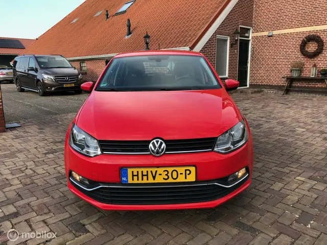 Volkswagen Polo 2