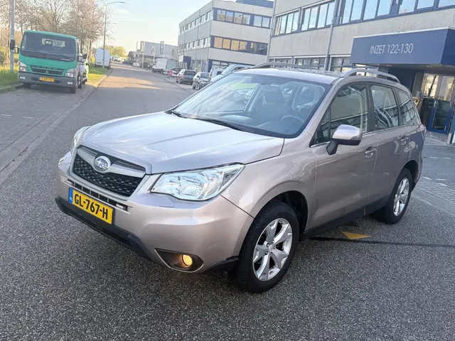 Subaru Forester 2.0 Comfort**** automaat **** 2015 Benzine 2