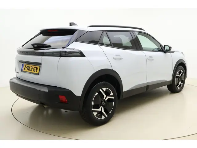 Peugeot 2008 1.2 PureTech 100 Allure 2024 Benzine 2