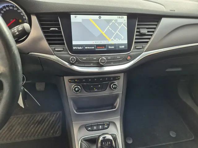 Opel Astra Sports Tourer 1.0 Business+ 2016 Benzine 10