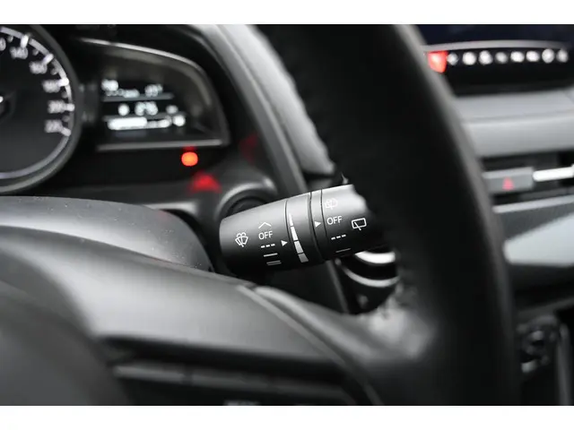 Mazda 2 Skyactiv-G 90 5MT Dynamic+ 2018 Benzine 20