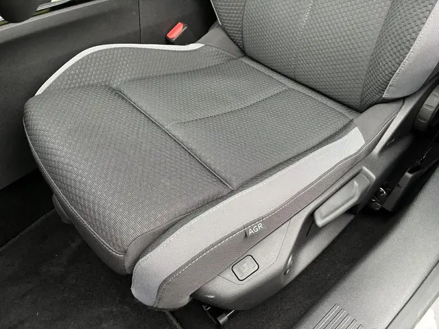 Opel Astra 1.2 Turbo Business Edition 2025 Benzine 37