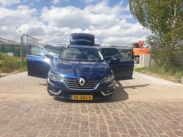 Renault Talisman Estate 1.3 TCe Limited 2019 Benzine 10