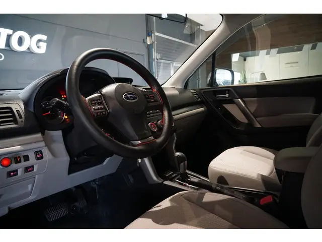 Subaru Forester 4wd 2014 Benzine