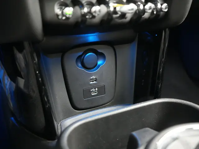 MINI Electric Mini Yours 33 kWh 184pk 2020 Elektrisch 36