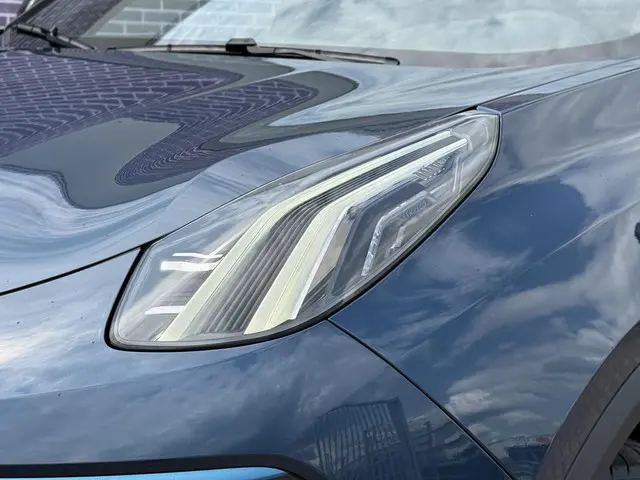 Lynk & Co 01 1.5 PHEV Business Edition 2025 Hybride Benzine 7