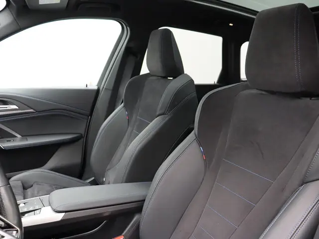 BMW iX1 xDrive30 2023 Elektrisch 11