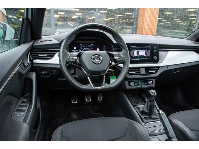 Škoda Kamiq 1.0 TSI Sport Business 2020 Benzine 10
