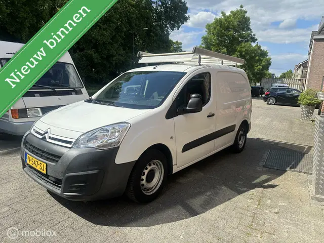 Citroën Berlingo bestel 1.6 BlueHDI 75 Club 2018 Diesel 3