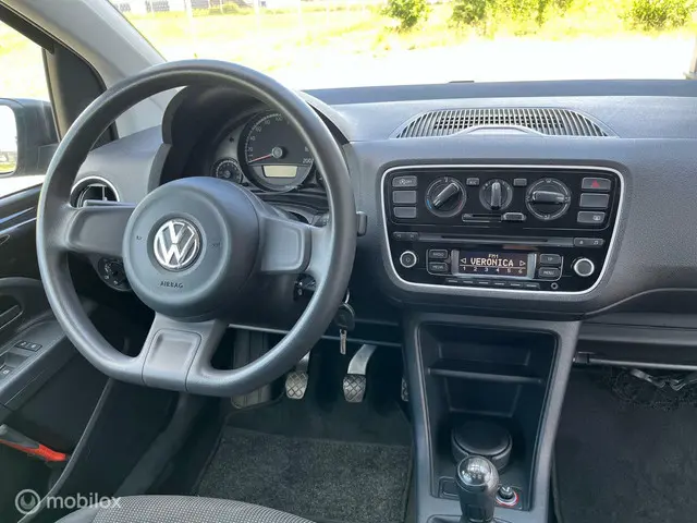Volkswagen up! 1.0 take up! BlueMotion 2016 Benzine 15