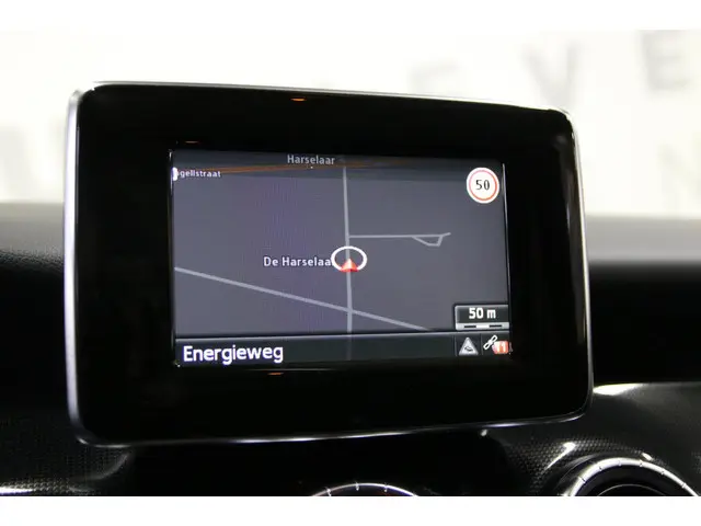 Mercedes-Benz CLA 180 2014 Benzine 24