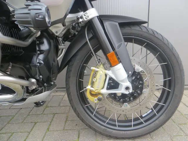 BMW R 1250 GS Adventure Rallye 2024 Benzine 4