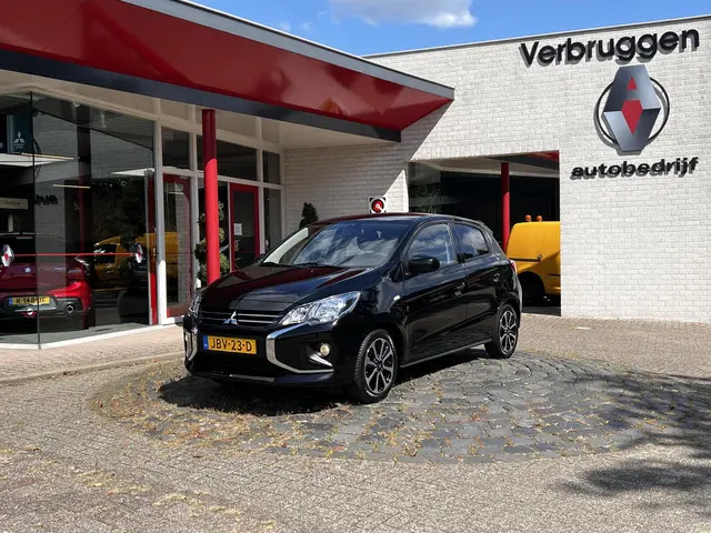 Mitsubishi Space Star 1.2 Intense 2022 Benzine 29