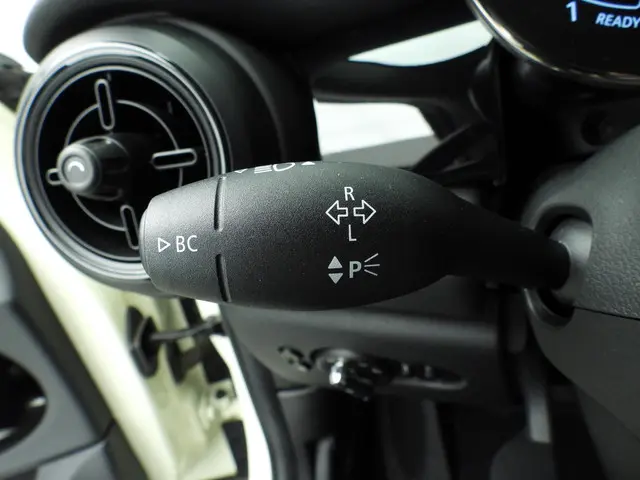MINI 5-Deurs One 2021 Benzine 24