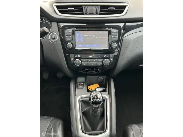 Nissan QASHQAI 1.2 Tekna 17" 2017 Benzine 11