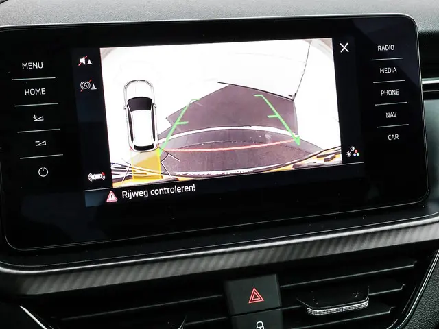 Škoda Kamiq 1.0 TSI 110pk DSG Monte Carlo 2021 Benzine 9