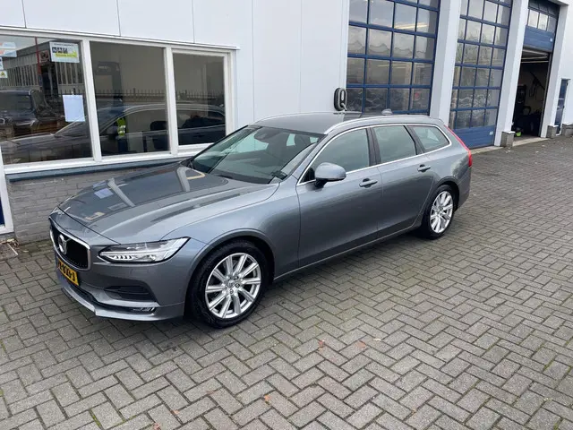 Volvo V90 2.0 T5 Momentum 2017 Benzine