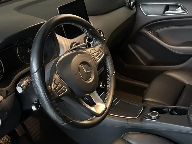 Mercedes-Benz B-Klasse 180 AMG-Pakket 2017 Benzine 9