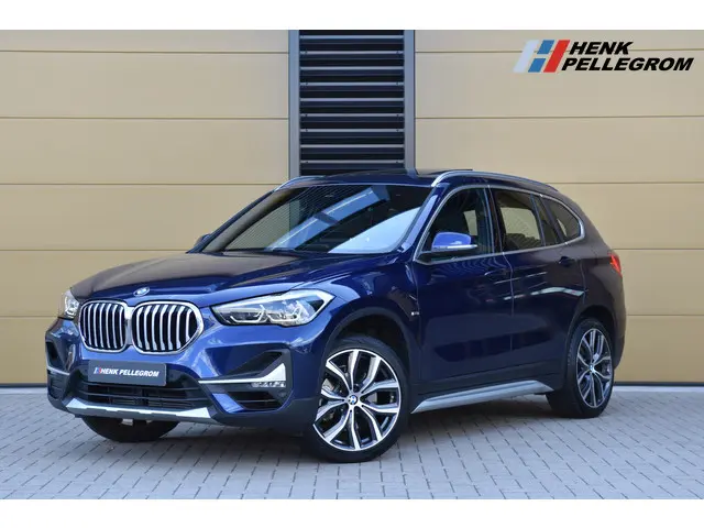 BMW X1 sDrive20i VDL Nedcar Edition 2020 Benzine
