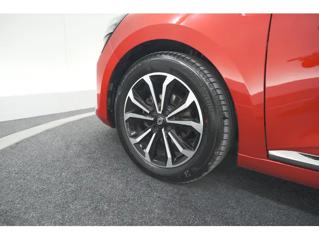 Renault Clio TCe 90 GPF techno 2024 Benzine 17
