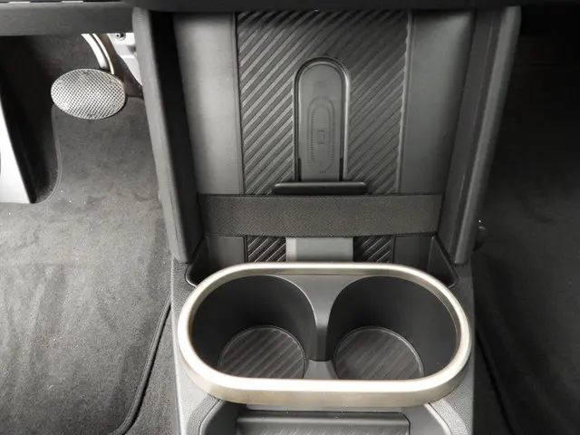 MINI 3-Deurs Cooper C 2024 Benzine 28