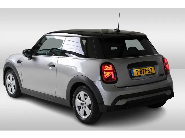 MINI Cooper Mini 1.5 Camden Edition 2023 Benzine 3