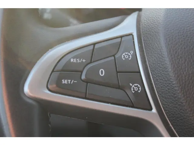 Dacia Duster 1.3 TCe 130 Journey 2023 Benzine 39