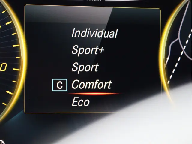 Mercedes-Benz C-Klasse Estate 180 AMG 2020 Benzine 39
