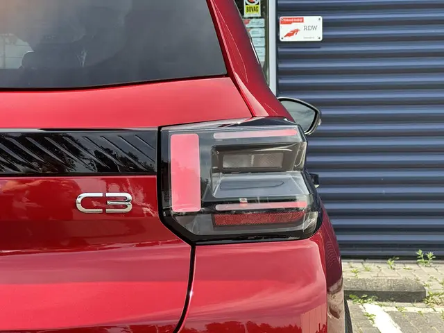 Citroën C3 1.2 Turbo 100pk Max 2025 Benzine 8