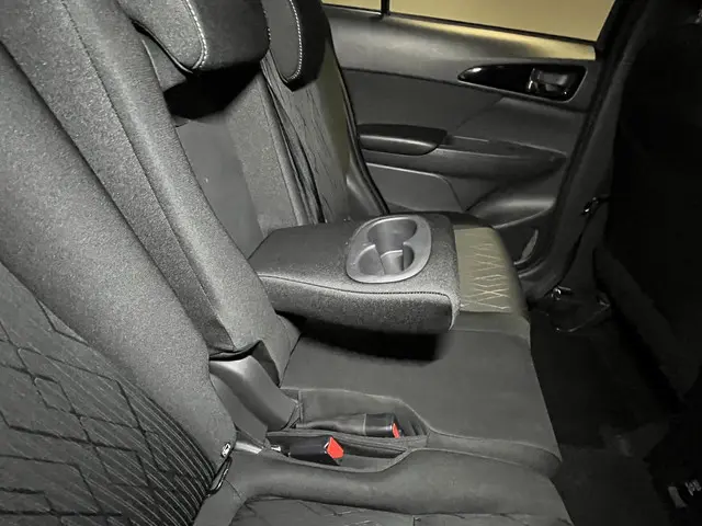 Mitsubishi Eclipse Cross 1.5 DI-T Intense 2019 Benzine 30