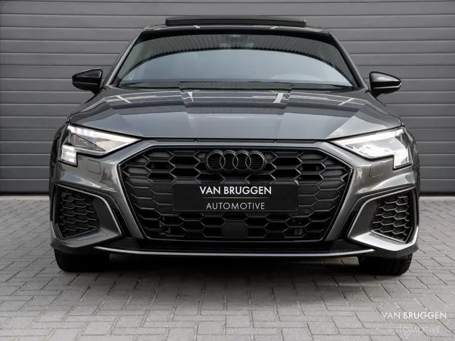 Audi A3 Sportback 45 TFSI E S-Line 2022 Hybride Benzine 6