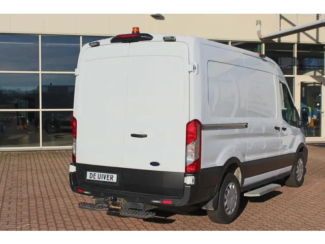 Ford Transit 350 2.0 TDCI L2H2 Trend 2021 Diesel 6