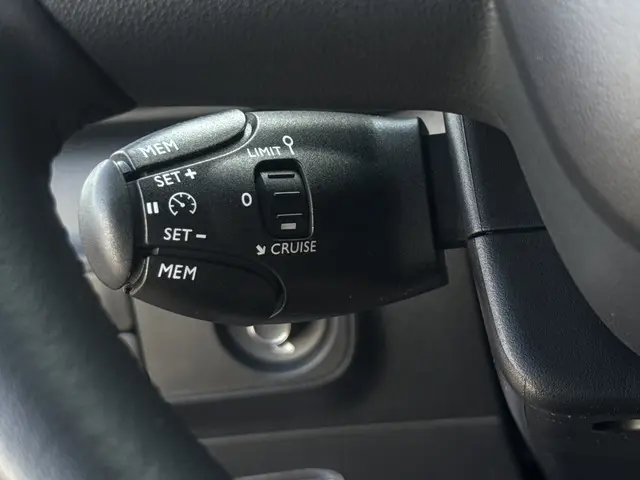 Citroën C3 1.2 PureTech C-Series 2022 Benzine 9