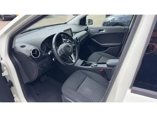 Mercedes-Benz B-Klasse 180 Ambition 2013 Benzine 7