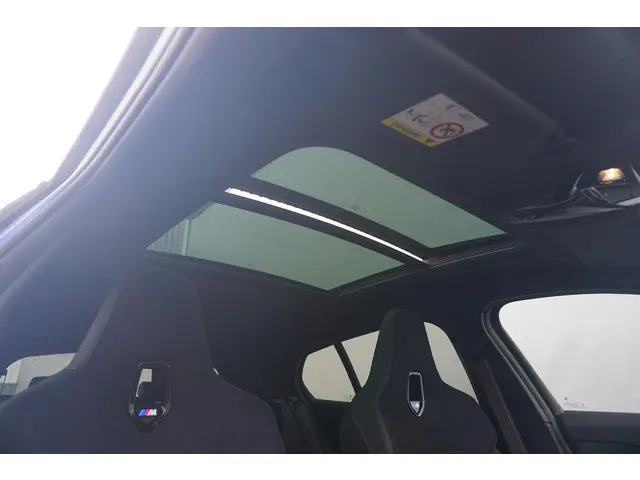 BMW 1 Serie 123 xDrive M Sport Pro 2025 Benzine 23