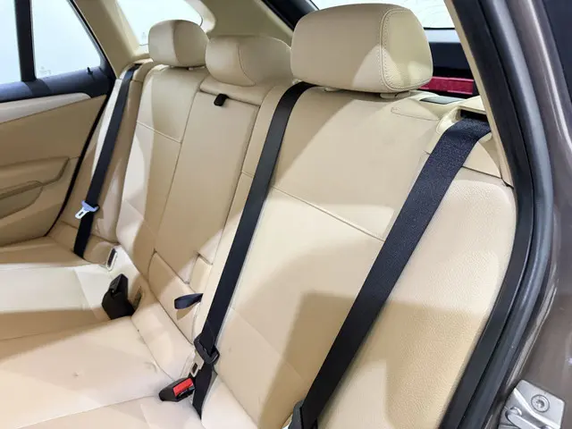 BMW X1 sDrive18 110kW Automaat Navi/Clima 2013 Benzine 31