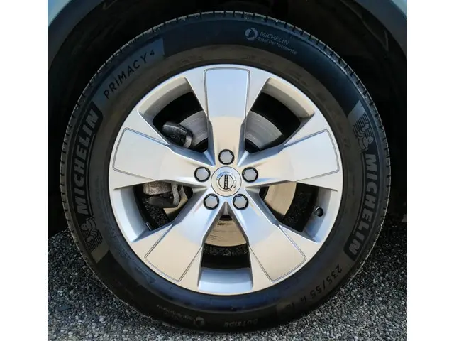 Volvo XC40 2.0 T4 Momentum 2019 Benzine 27