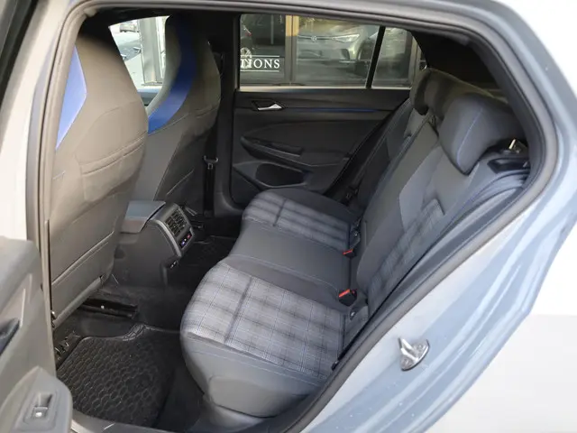 Volkswagen Golf GTE 1.4 PHEV 2021 Hybride Benzine 36