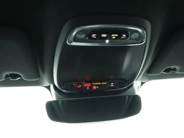 Volvo V60 2.0 T4 R-Design / polestar 211pk 2019 Benzine 53