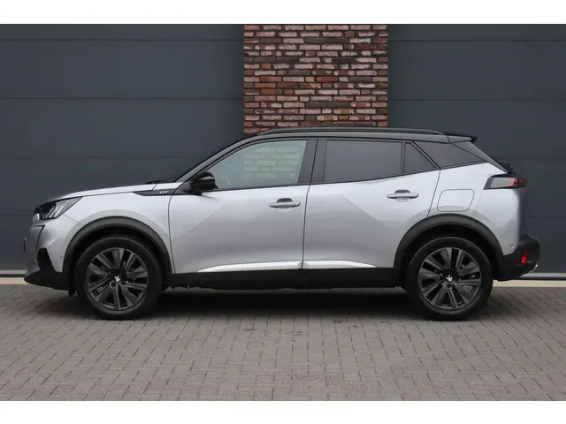 Peugeot 2008 1.2 PureTech GT Pack Aut8 | 2021 Benzine 9