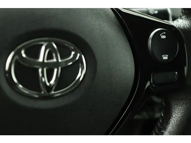 Toyota Aygo 1.0 VVT-i x-play 2019 Benzine 21