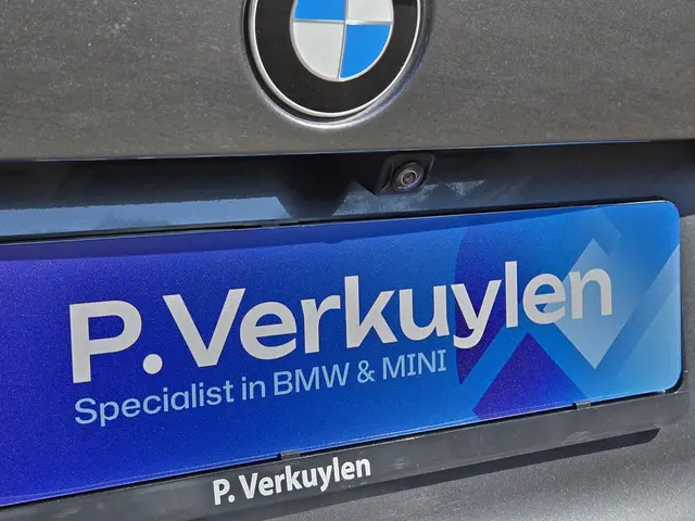 BMW 3 Serie Touring 330e xDrive 2021 Hybride Benzine 16