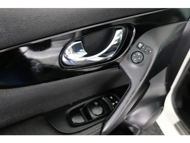 Nissan QASHQAI 1.2 Premier Edition 2014 Benzine 29